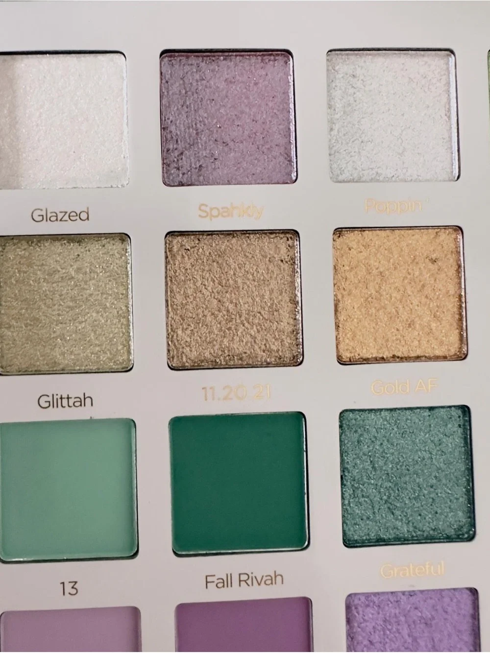 NWT Glamlite x Mikayla Paht Two 30 Color Palette